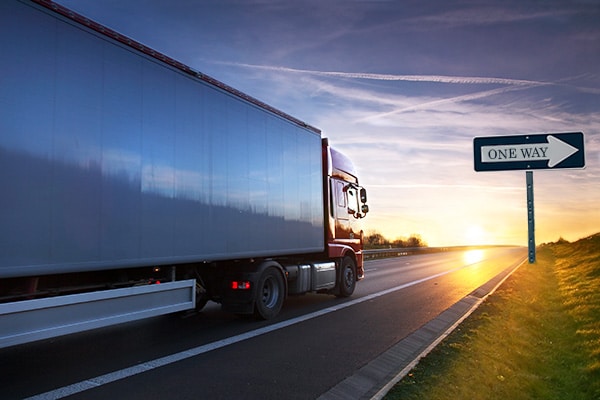 Delivery truck on the road, highlighting fast shipping when you find SizeMD+ gummies online